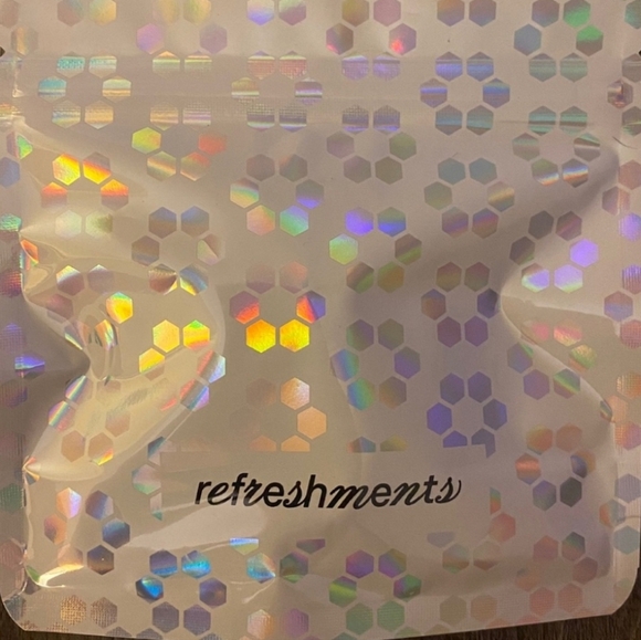 REFRESHMENT Razor 4- Pack Blade Refill New - Picture 3 of 3